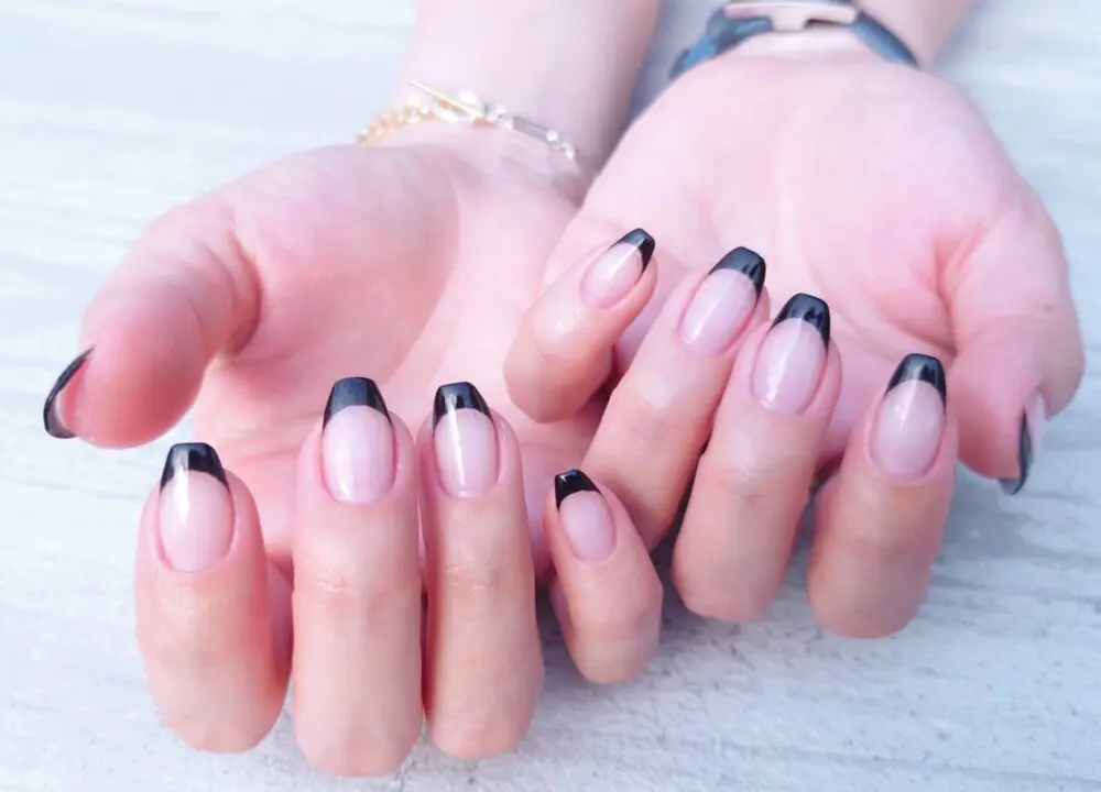 2026年最新】クリアジェルを混ぜるだけ！手持ちのカラージェルに透け感