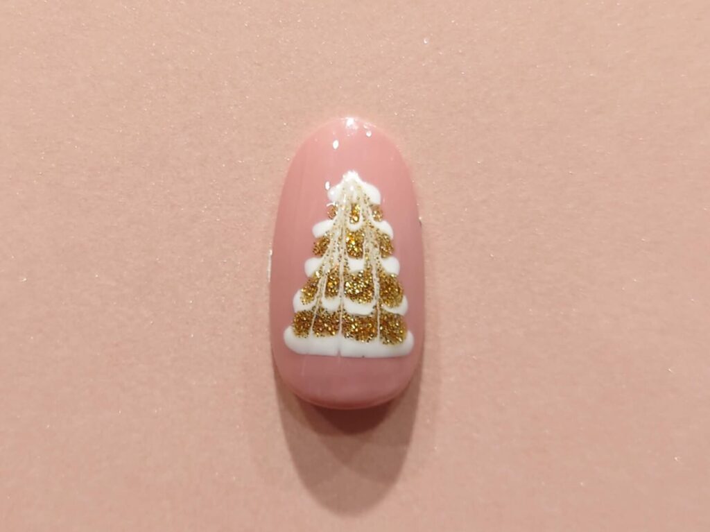 ピンクと白とゴールドのクリスマスネイルデザイン