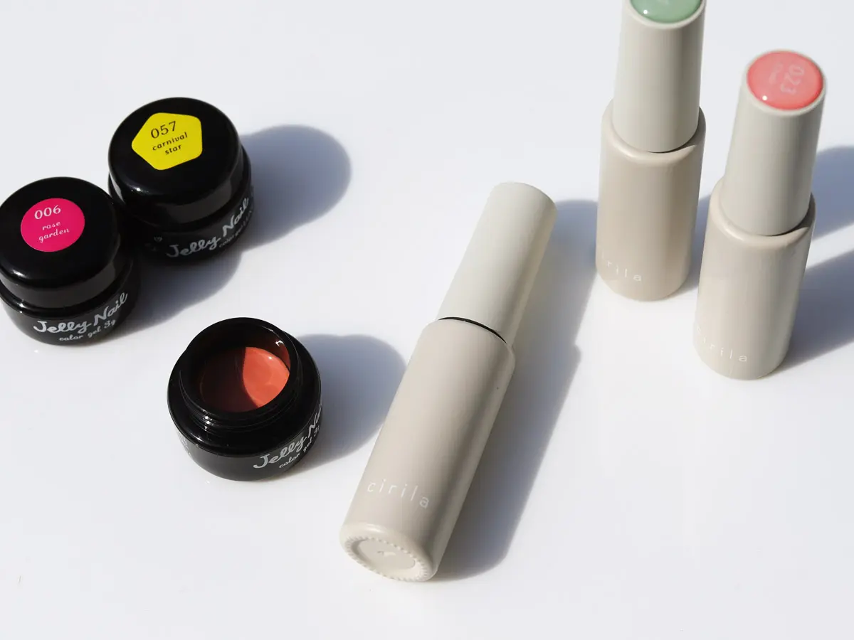 専門家が教えるジェルネイルキットの選び方!おすすめ新発売の最新